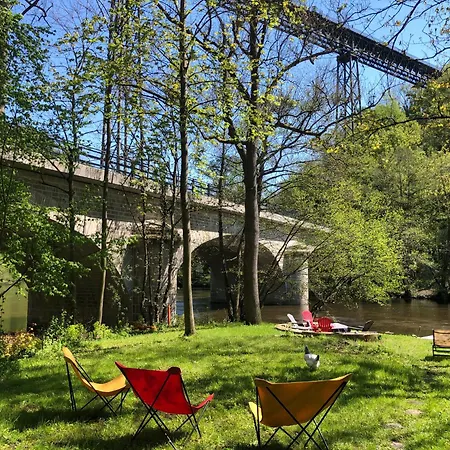 Sur Ile 3* Saint-Bonnet-de-Rochefort